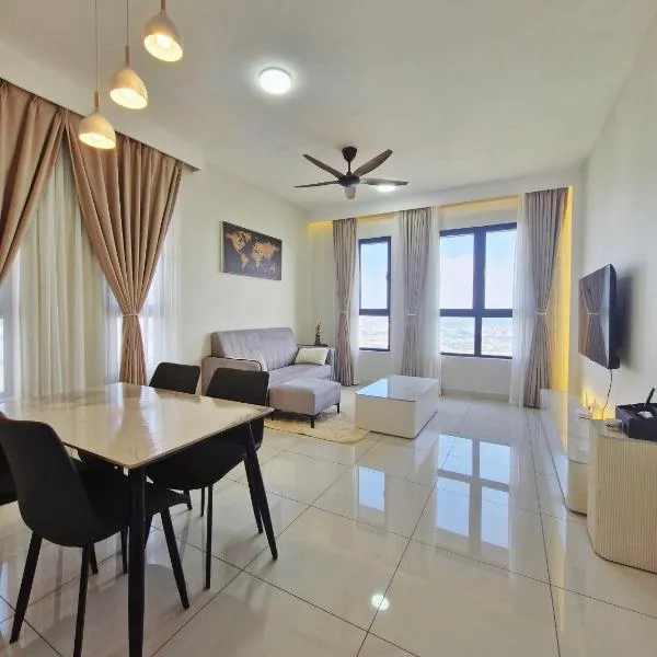 Luxury Accommodation Trio Bukit Tinggi，位于巴生的酒店