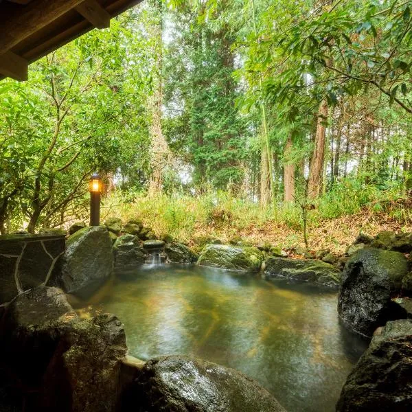 天然温泉露天風呂付コテージ山樹荘，位于日田市的酒店