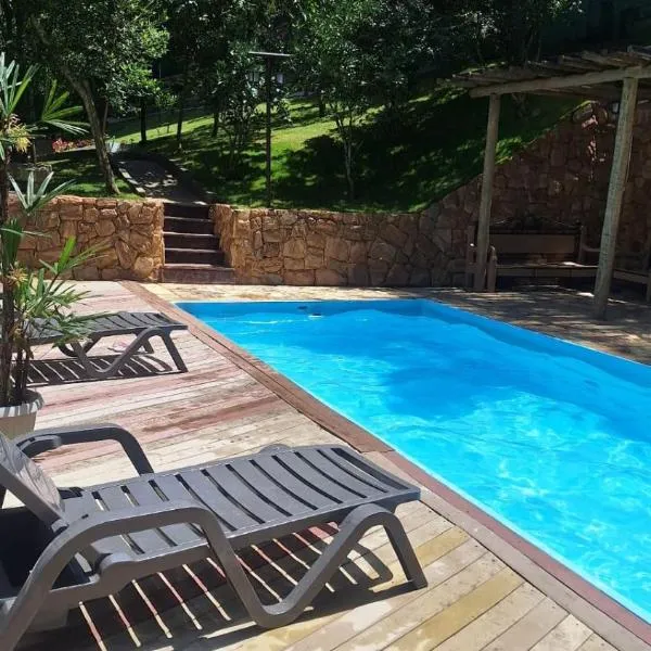 Suítes Recanto Petrópolis，位于彼得罗波利斯的酒店