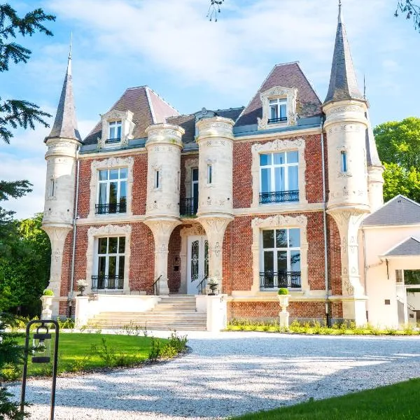 Hôtel Château Héloïse，位于Mérélessart的酒店