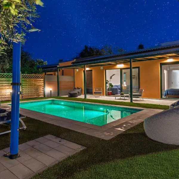 Galene Eco Luxury Villas，位于阿查拉维的酒店