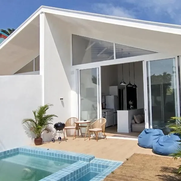 Cozy Villa 1bd and swimming pool，位于帕干岛的酒店