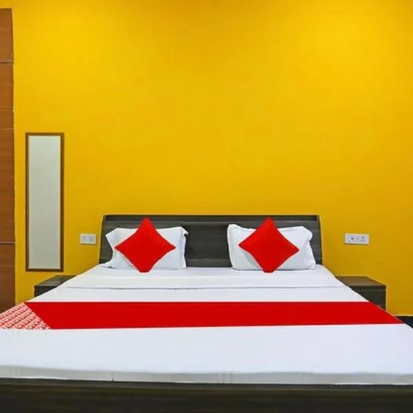 Hotel Mannu Grand，位于坎普尔的酒店