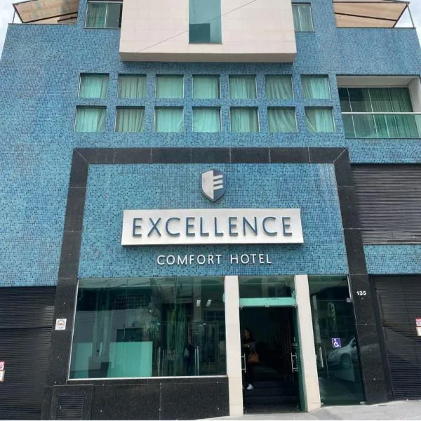 Excellence Comfort Hotel，位于迪维诺波利斯的酒店