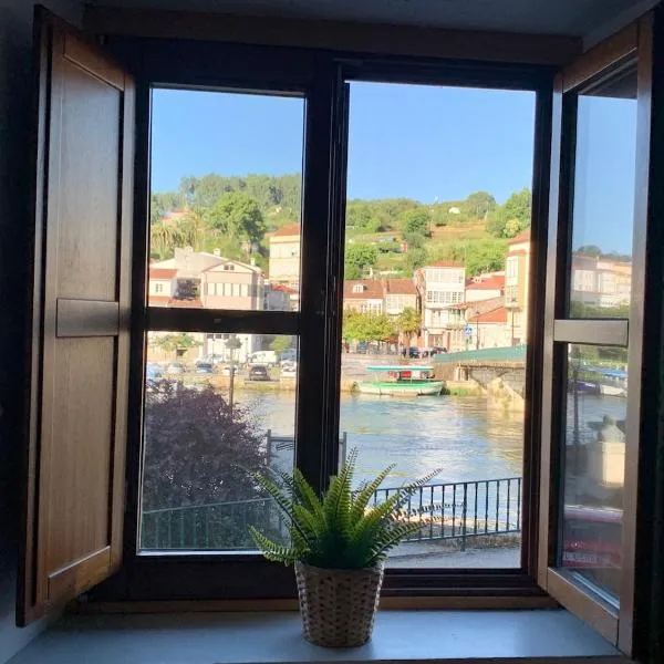 Apartamento con vistas al río，位于贝坦索斯的酒店
