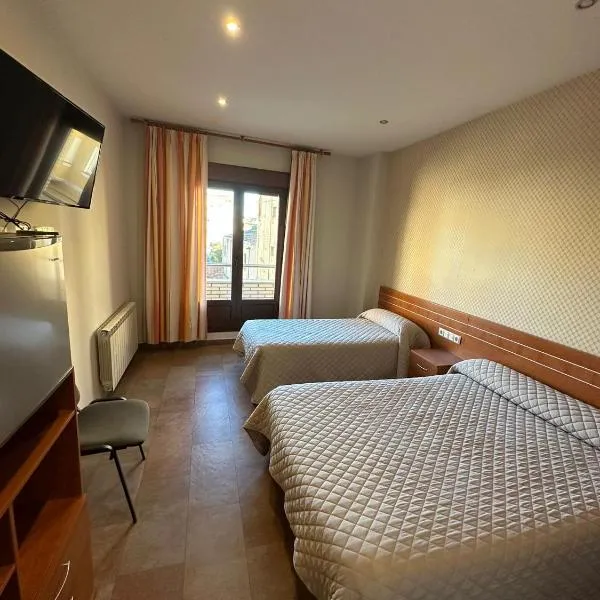 Hostal Venecia，位于蒙宗的酒店