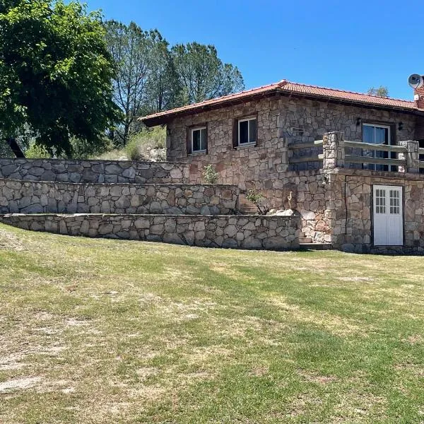 Campo la Sierra - El rincón alemán en San Luis，位于埃尔沃尔坎的酒店