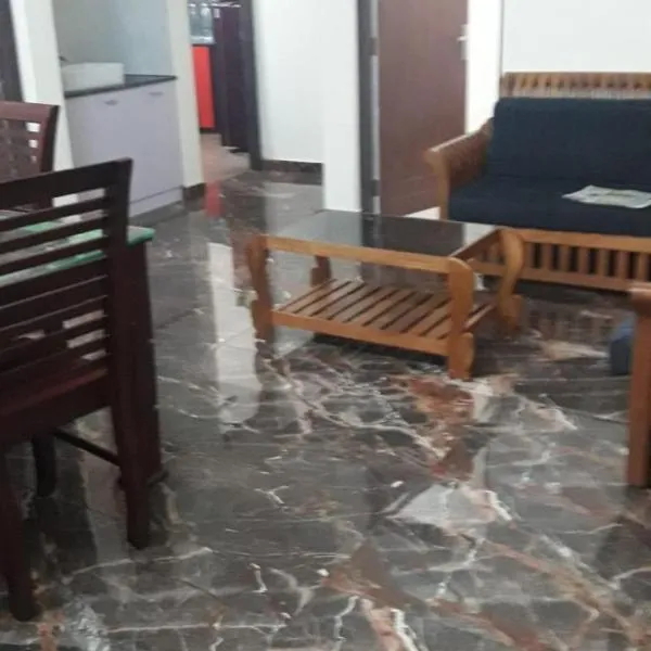 Rajdhani Apartments，位于蒂鲁瓦尔拉的酒店