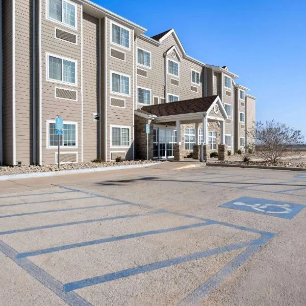 Microtel Inn & Suites by Wyndham Sweetwater，位于斯威特沃特的酒店