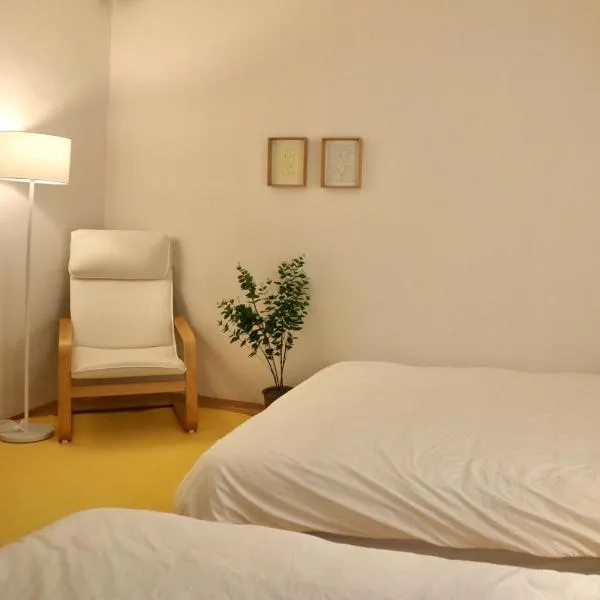 Slow Stay, #SK Hynix#5 minutes to Chungnam National University#10 minutes to Terminal#Hotel Bedding，位于清州市的酒店