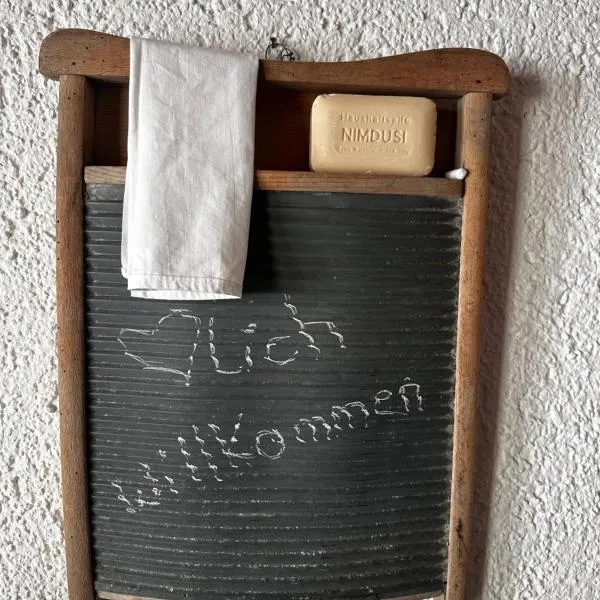 Ferienwohnung Schömberg，位于舍姆贝格的酒店