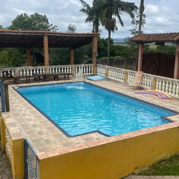 Chácara São Marcos，位于伊比乌纳的酒店