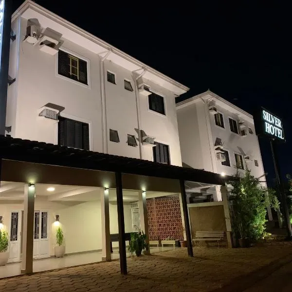 Hotel Silver，位于里奥达斯佩德拉斯的酒店