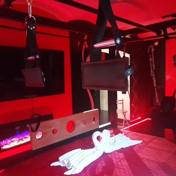 Apartament Grey，位于图霍拉的酒店