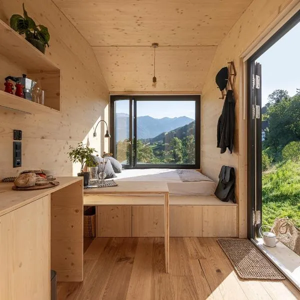 Tiny House auf Biofarm，位于Benken的酒店