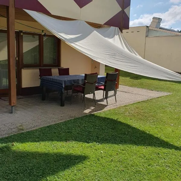 Apartment DS - Rebberg，位于多瑙艾辛根的酒店