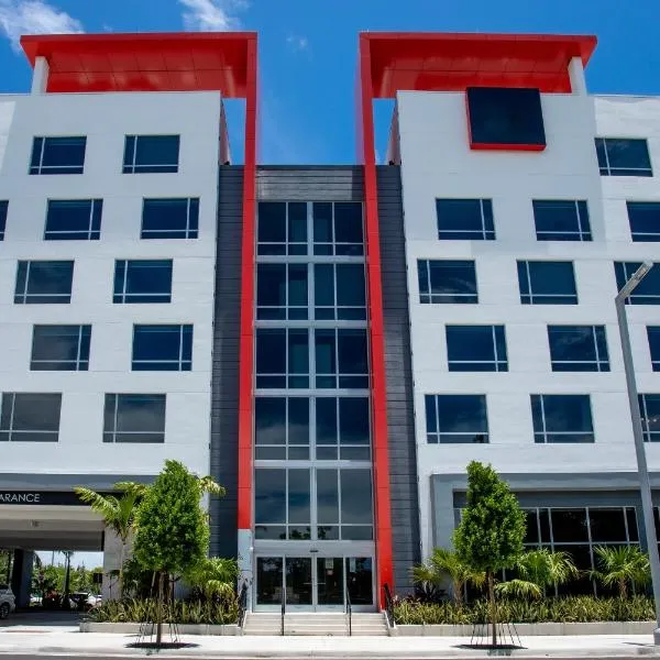 Kompose Boutique Miami Airport，位于迈阿密的酒店