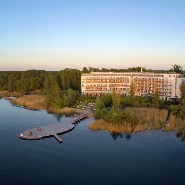 Seehotel Fleesensee，位于Zierzow的酒店