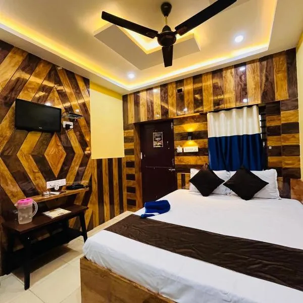 Hotel Holiday Home，位于迪卡的酒店