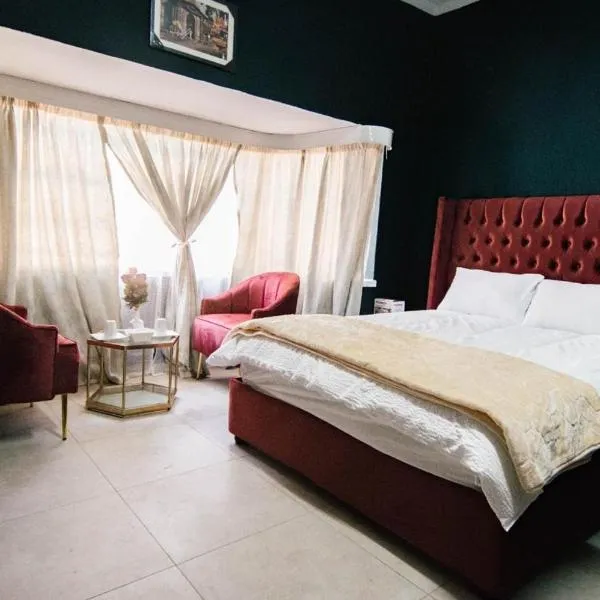 Skypz Home Lodge，位于约翰内斯堡的酒店