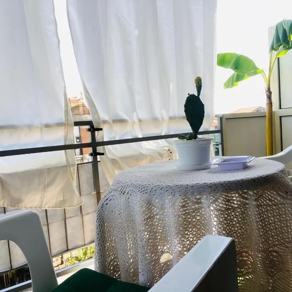 Raggio di Sole Casa vacanze Caulonia Marina a 800m dalla spiaggia，位于卡鲁尼亚玛丽娜的酒店
