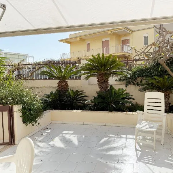 Porto Incanto Marina di Ragusa，位于拉古萨码头的酒店