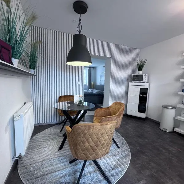 Barrierefrei - 24Std-CHECK-IN kontaktlos - Kingsize Bed - W-LAN - Parkplatz W 3，位于比克堡的酒店