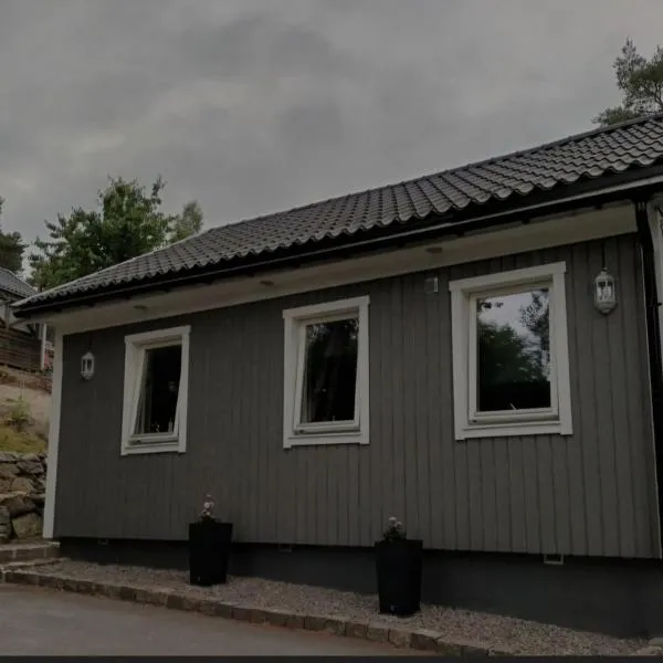 A cosy little house，位于Solsidan的酒店