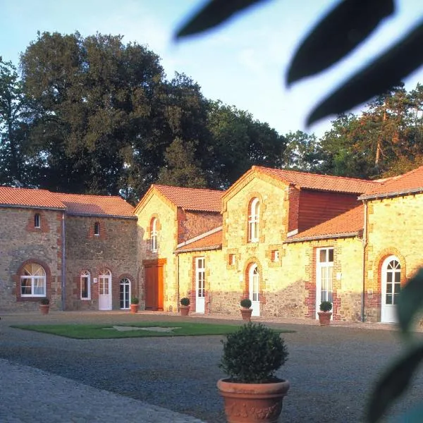 B&B Domaine de La Corbe，位于Moutiers-sur-le-Lay的酒店