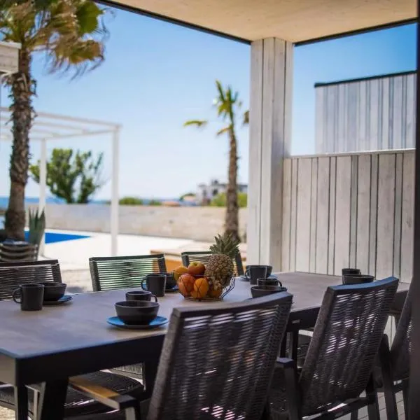 Arcadia - Beach villa n.1，位于普利拉卡的酒店
