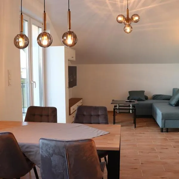 przytulny apartament，位于梅莱茨的酒店