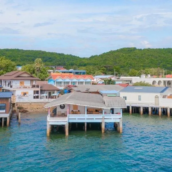บ้านทะเลสวย เกาะล้าน，位于格兰岛的酒店