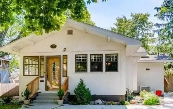 South Minneapolis Tangletown Charm，位于明尼阿波利斯的酒店