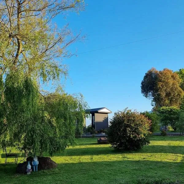 Farmstay，位于Elingamite North的酒店