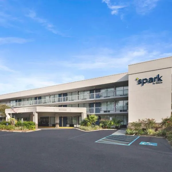 Spark by Hilton Hilton Head Island，位于希尔顿黑德岛的酒店