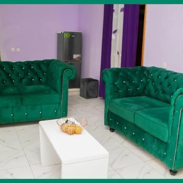 Bafoussam derrière Stade municipal Bamendzi，位于Bafoussam的酒店