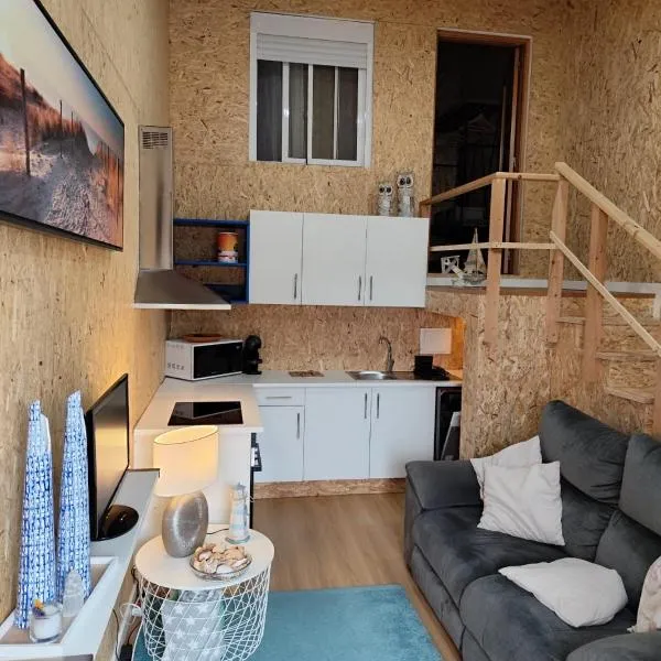 CASA DO BENTO - Rustic Cozy Loft, Vila do Conde，位于法局兹斯的酒店