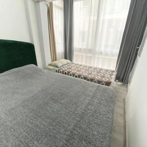 Luxury and Comfort in Central Alsancak Perfect for Groups or Families，位于伊兹密尔的酒店