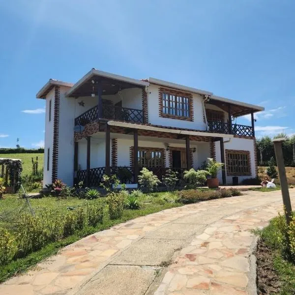 Villa Nikitina，位于洛斯桑托斯的酒店
