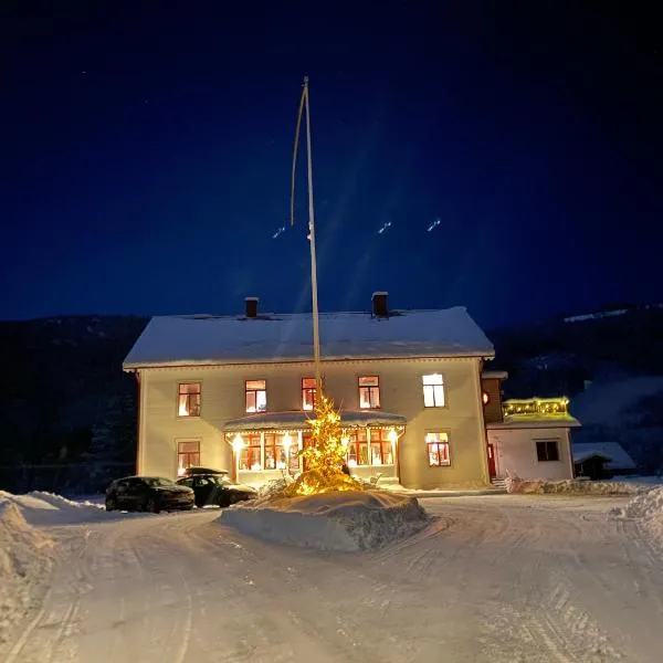 Mysig lägenhet i Prästgård nära Branäs，位于希塞里贝克的酒店