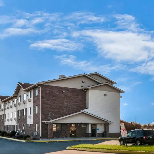 American Inn & Suites Metro Airport，位于Romulus (Michigan)的酒店