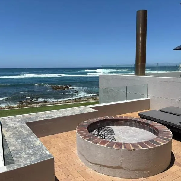Jongensfontein Beachside Villa，位于Jongensfontein的酒店