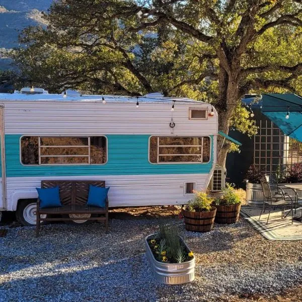 Cozy Farm Stay for Two，位于三河城的酒店