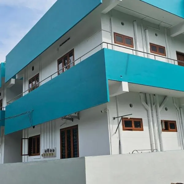 ZEAL HOMES AND APARTMENTS 2 KOOTHATTUKULAM，位于Kuttāttukulam的酒店