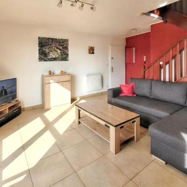 Appartement confortable à Bitche, 64 m², parfait pour familles，位于比奇的酒店