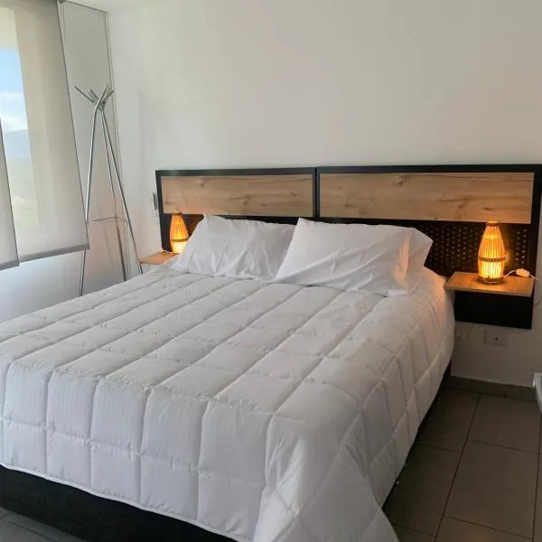 Apartamento acogedor con vista a la naturaleza，位于佛罗里达布兰卡的酒店