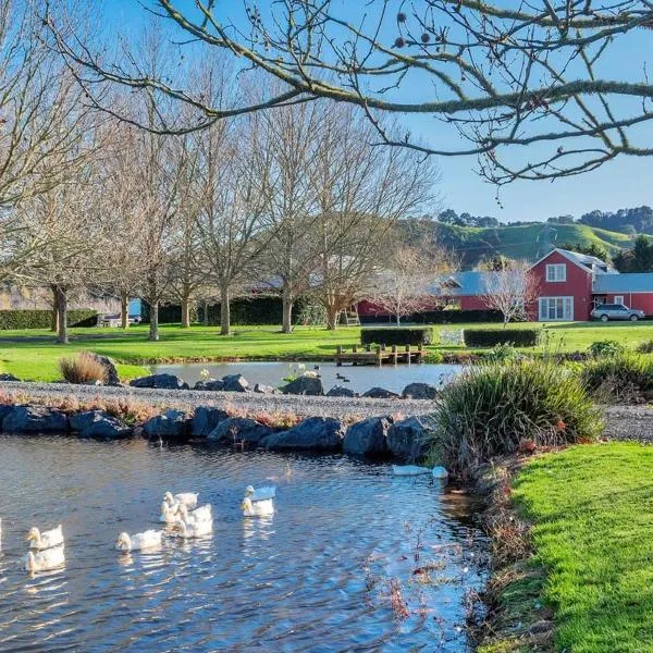 Nirvana Farm, Clevedon，位于Clevedon的酒店