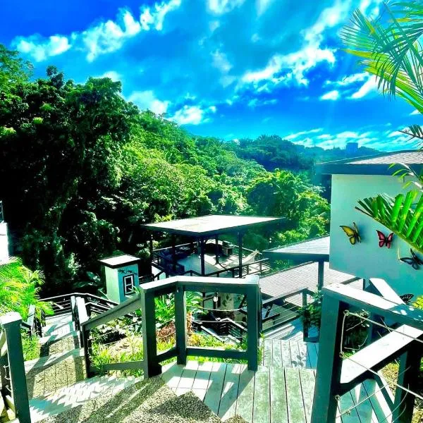 Casa Zun Zun Roatan，位于罗阿坦的酒店