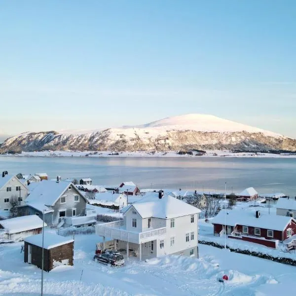 Haramsøy Holiday Apartment- Island Life North，位于Haramsøy的酒店