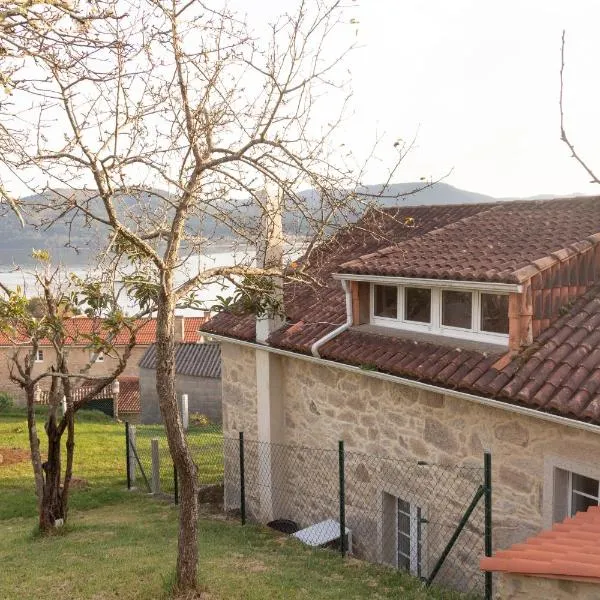 Siavo Junto a la Ría，位于欧特斯的酒店